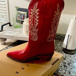 STIVALI womens red cowboy boots. Brand new… never worn! Size 41